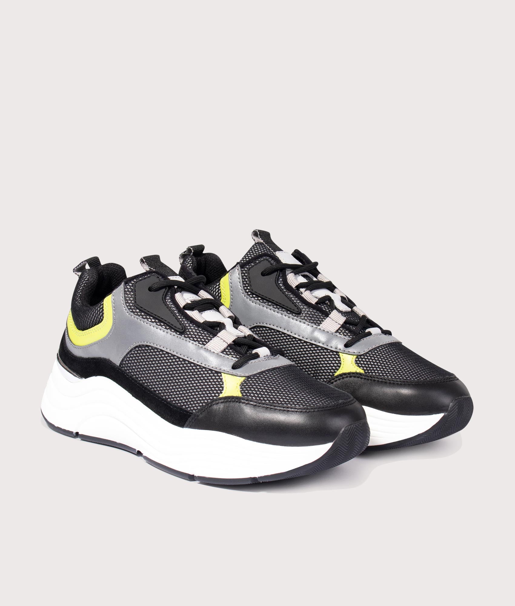 Cyrus-Sneakers-Black-Neon-Mallet-EQVVS