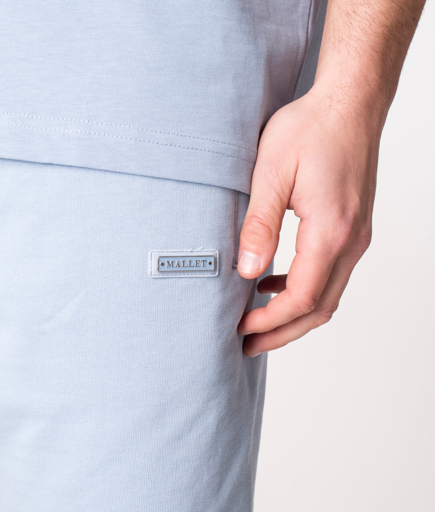 Regular-Fit-Seamless-Plaque-Sweat-Shorts-Dusty-Blue-Mallet-EQVVS