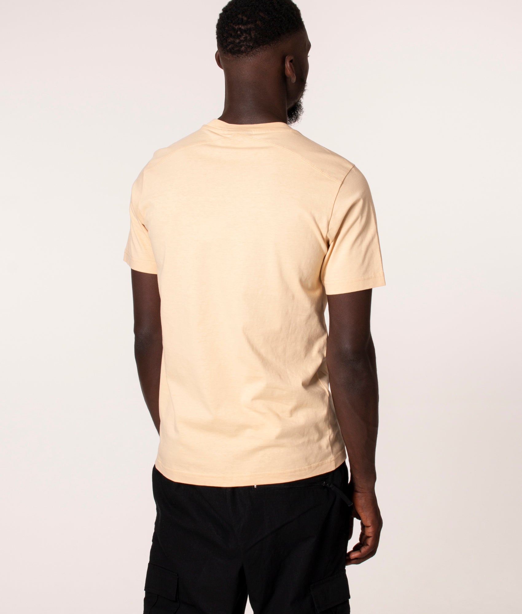 Icon-T-Shirt-Marzipan-Ma.Strum-EQVVS