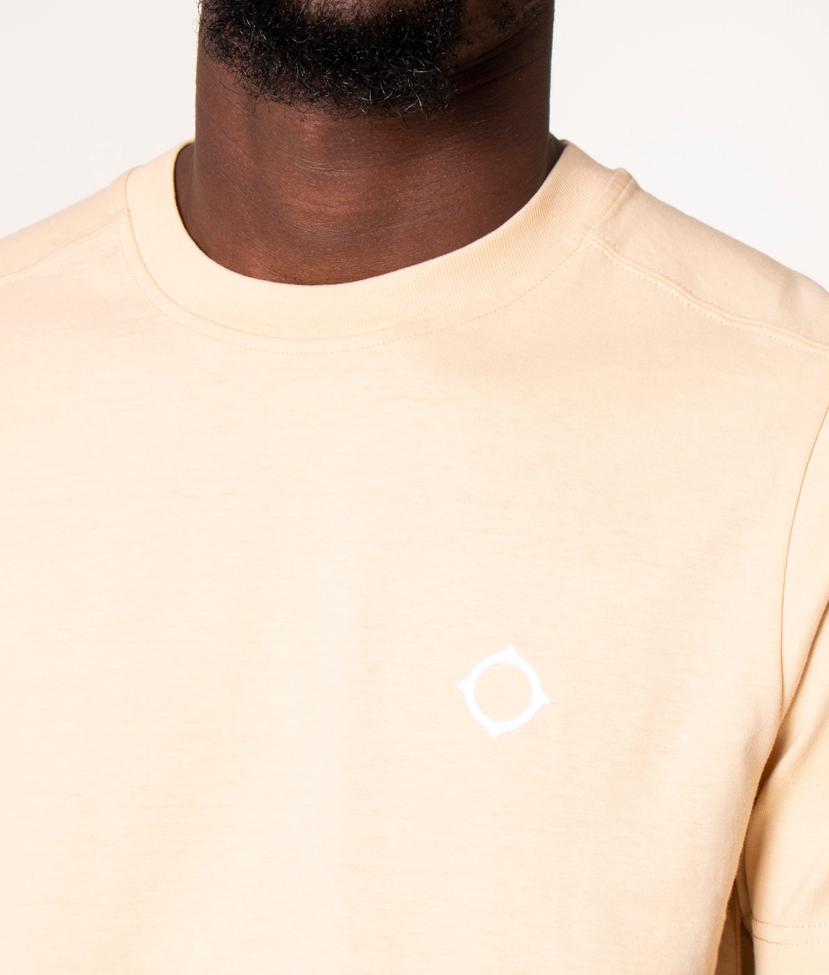 Icon-T-Shirt-Marzipan-Ma.Strum-EQVVS