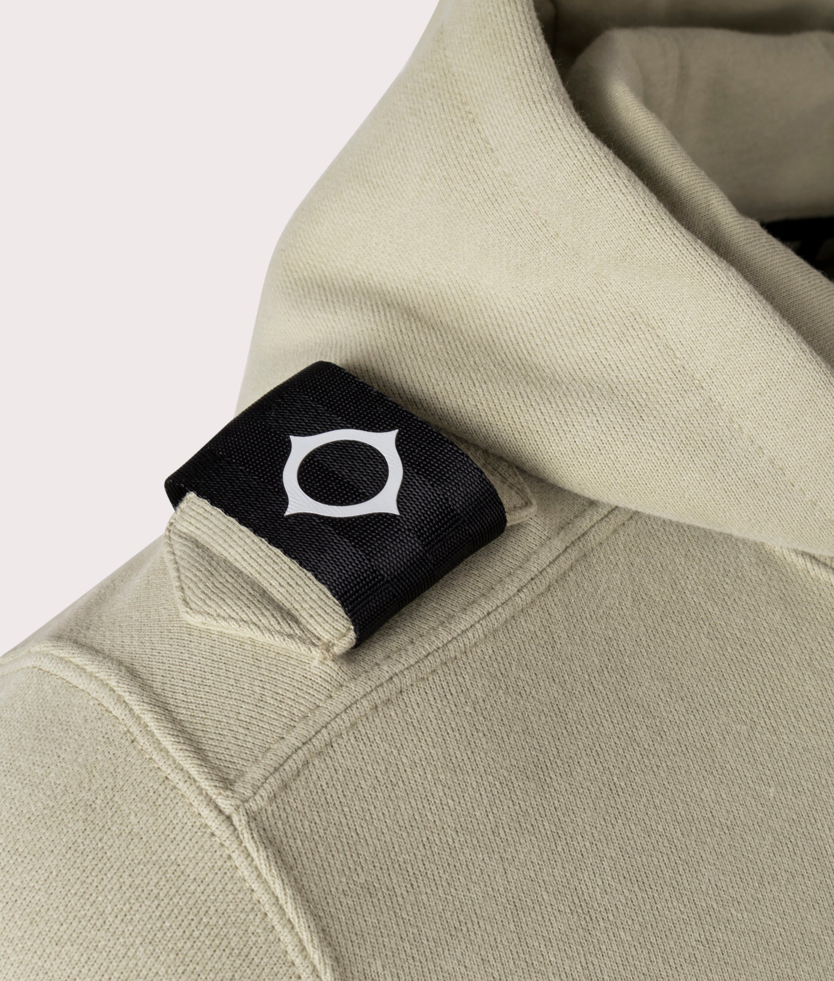 Core-Overhead-Hoodie-Tea-Ma.Strum-EQVVS