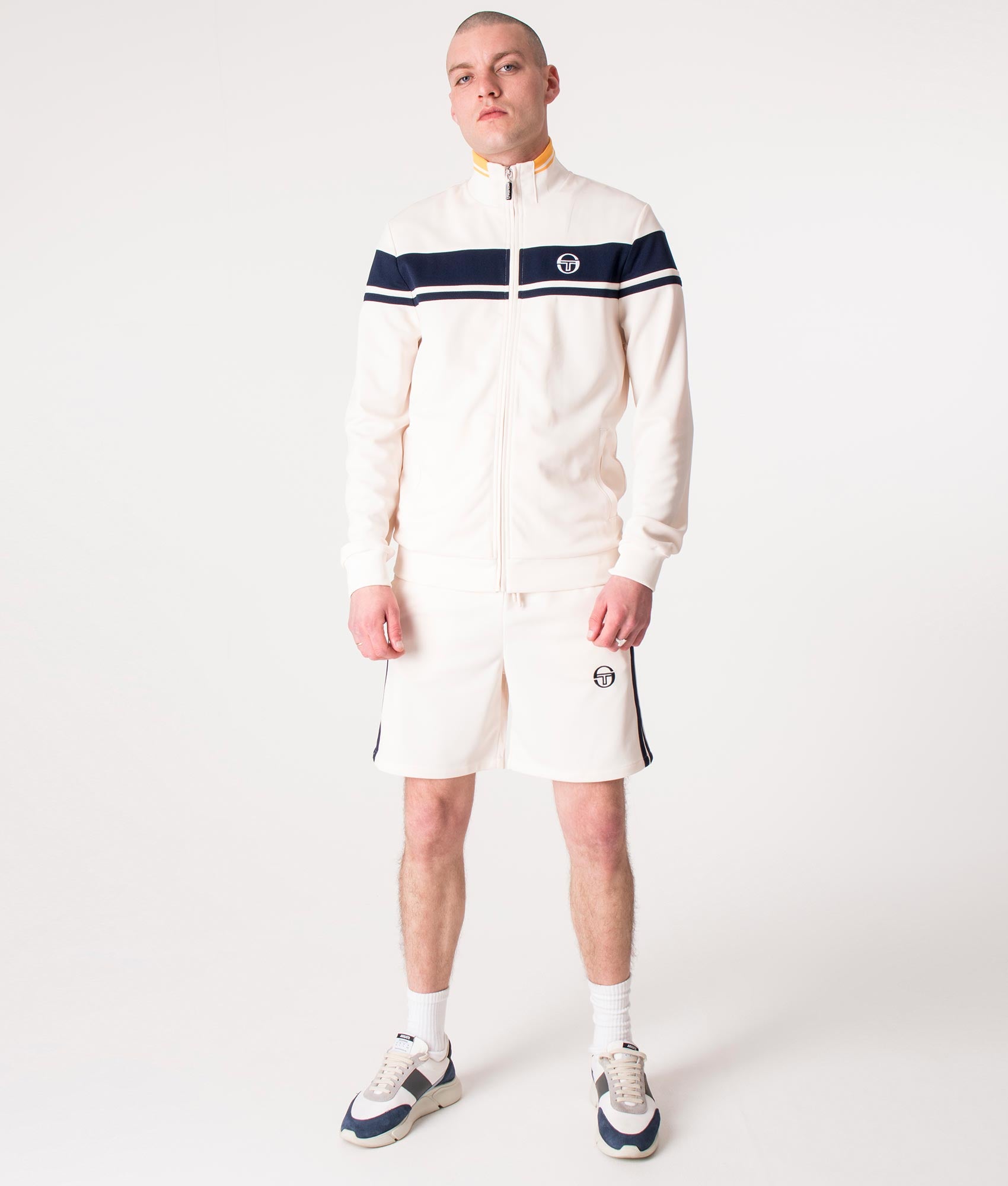 Regular-Fit-Pietrapertosa-Shorts-Sergio-Buttercream/Maritime-Blue-Tacchini-EQVVS