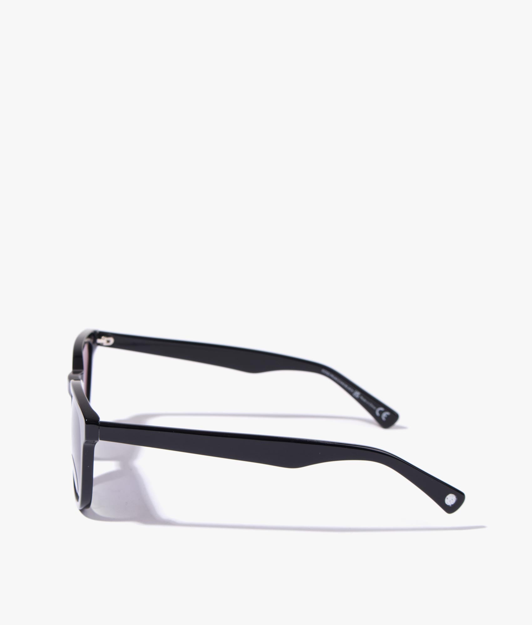 Square-Acetate-Sunglasses-Black-Pretty-Green-EQVVS