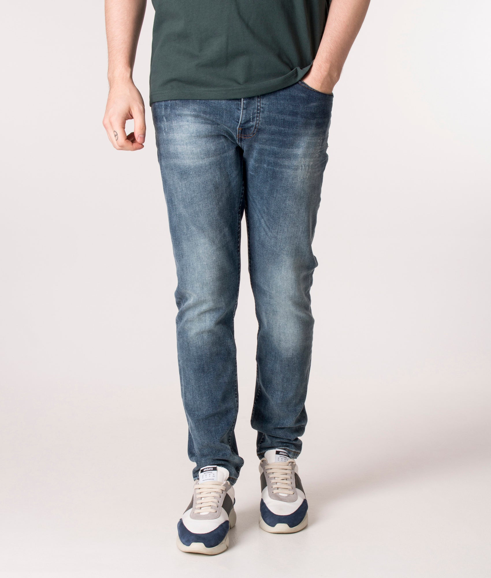 Slim-Fit-Tapered-Artist-Jeans-Vintage-Wash-Marshall-Artist-EQVVS