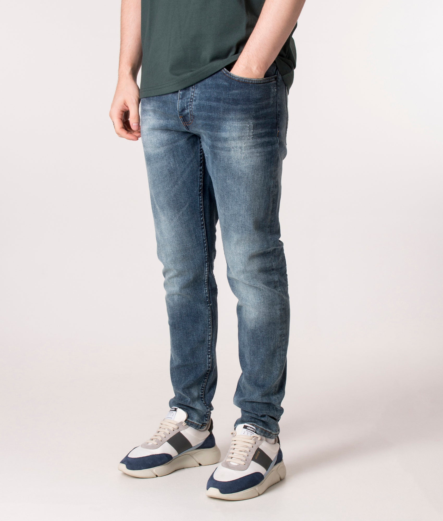 Slim-Fit-Tapered-Artist-Jeans-Vintage-Wash-Marshall-Artist-EQVVS