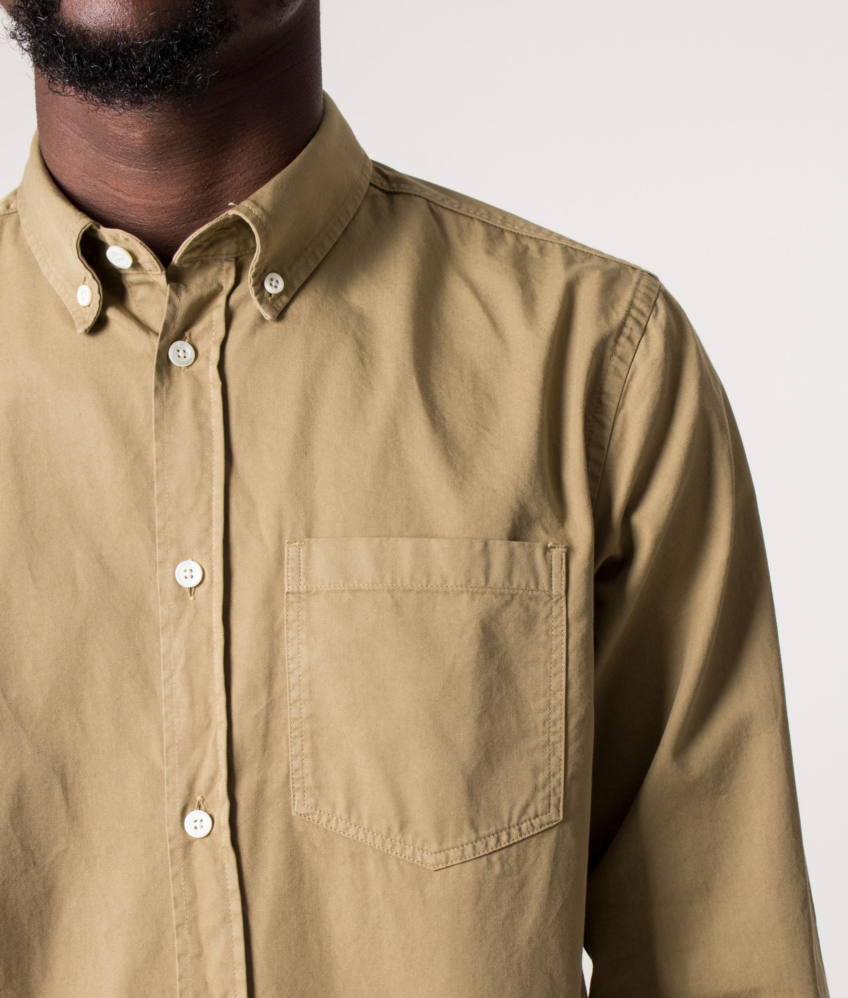 Anton-Light-Twill-Shirt-Utility-Khaki-Norse-Projects-EQVVS