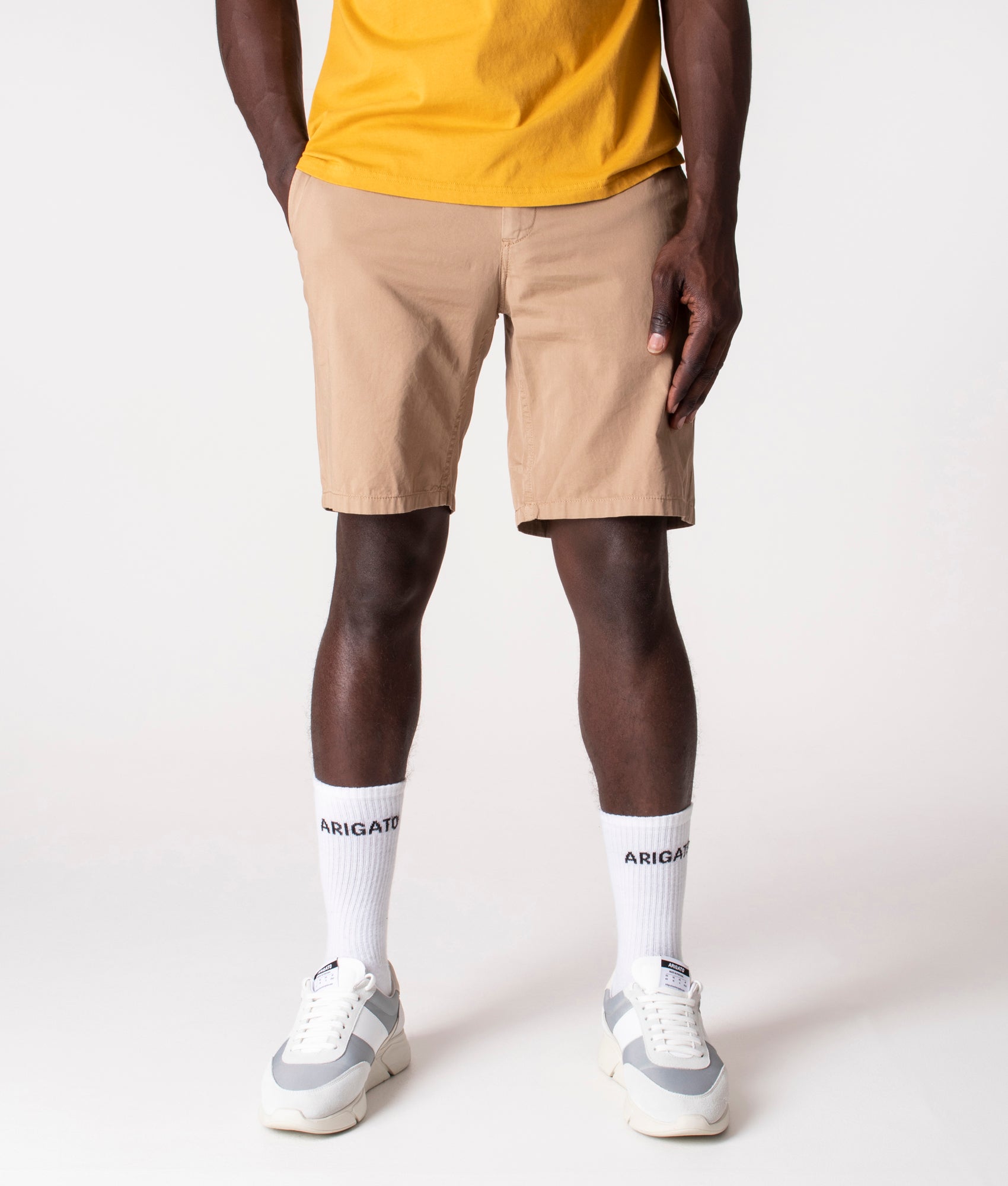 Aros-Light-Twill-Chino-Shorts-Utility-Khaki-Norse-Projects-EQVVS