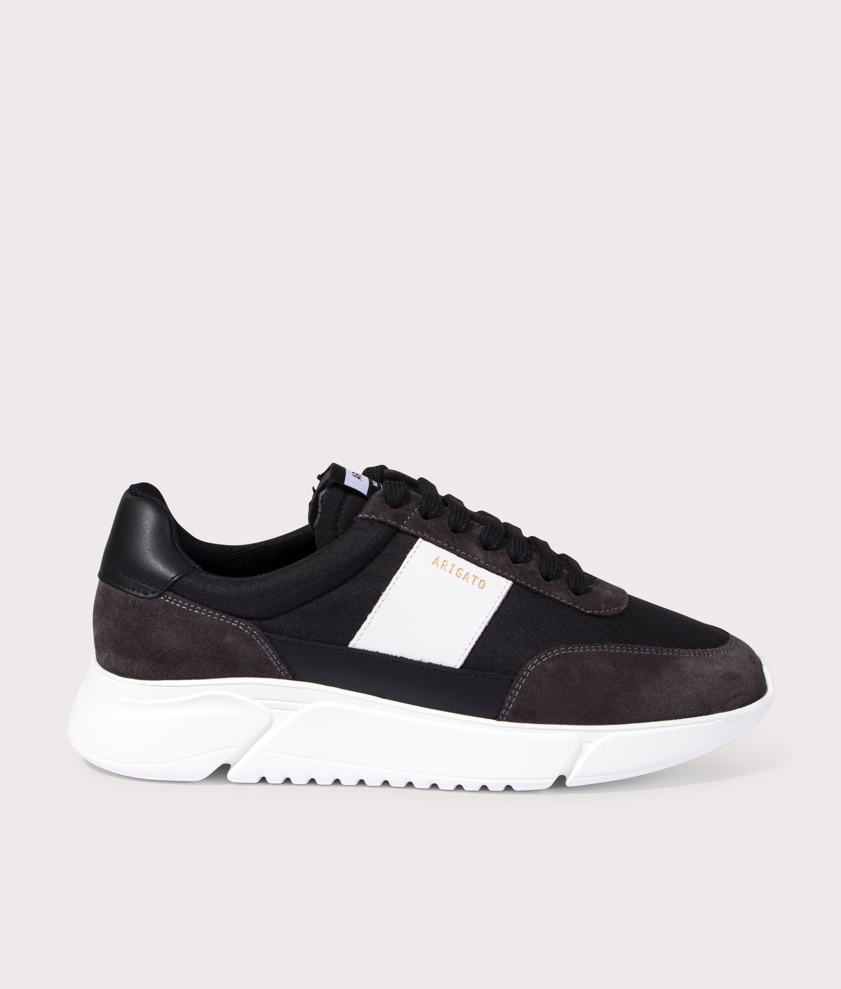 Genesis-Vintage-Runner-Sneakers-Black/White-Axel-Arigato-EQVVS