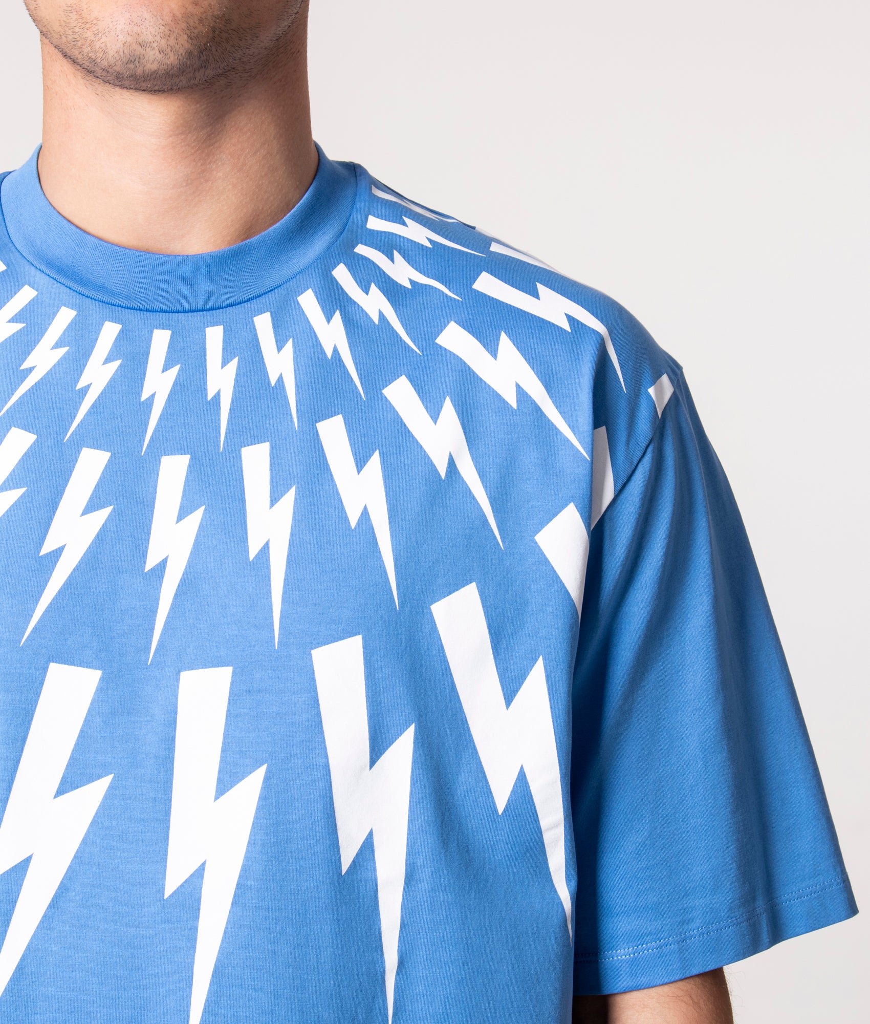 Relaxed-Fit-Fair-Isle-Thunderbolt-T-Shirt-Azure-White-Neil-Barrett-EQVVS