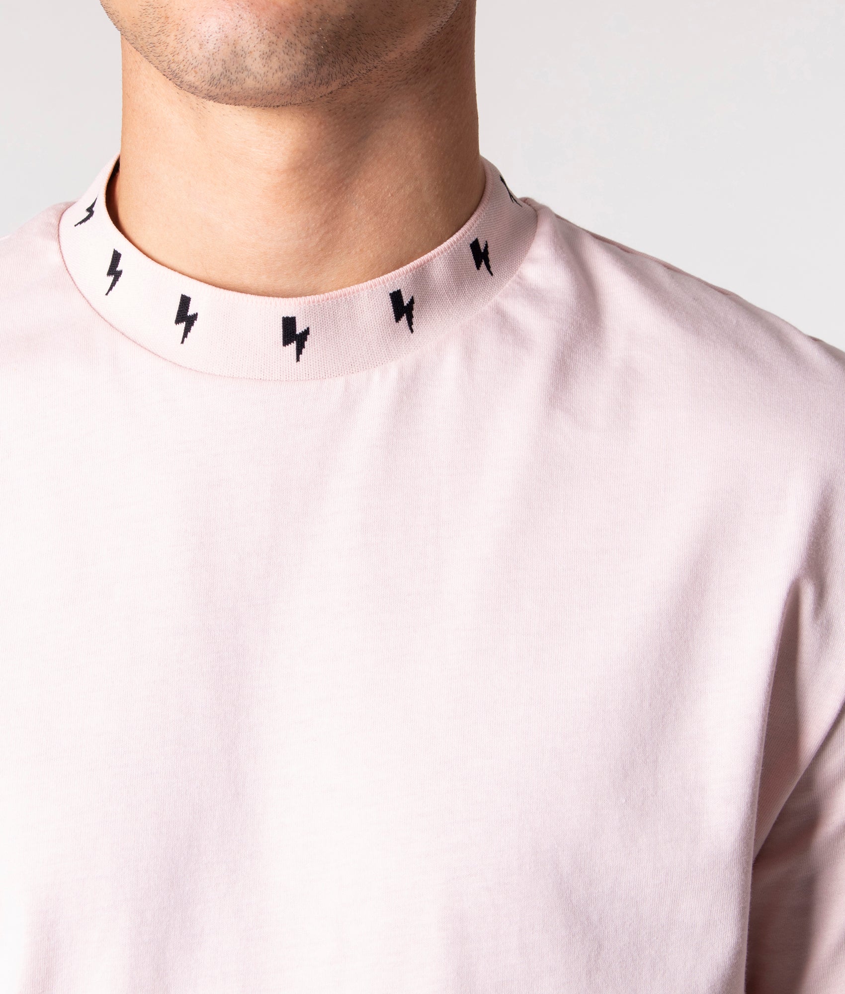 Bolted-Rib-Collared-T-Shirt-Salmon-Black-Neil-Barrett-EQVVS