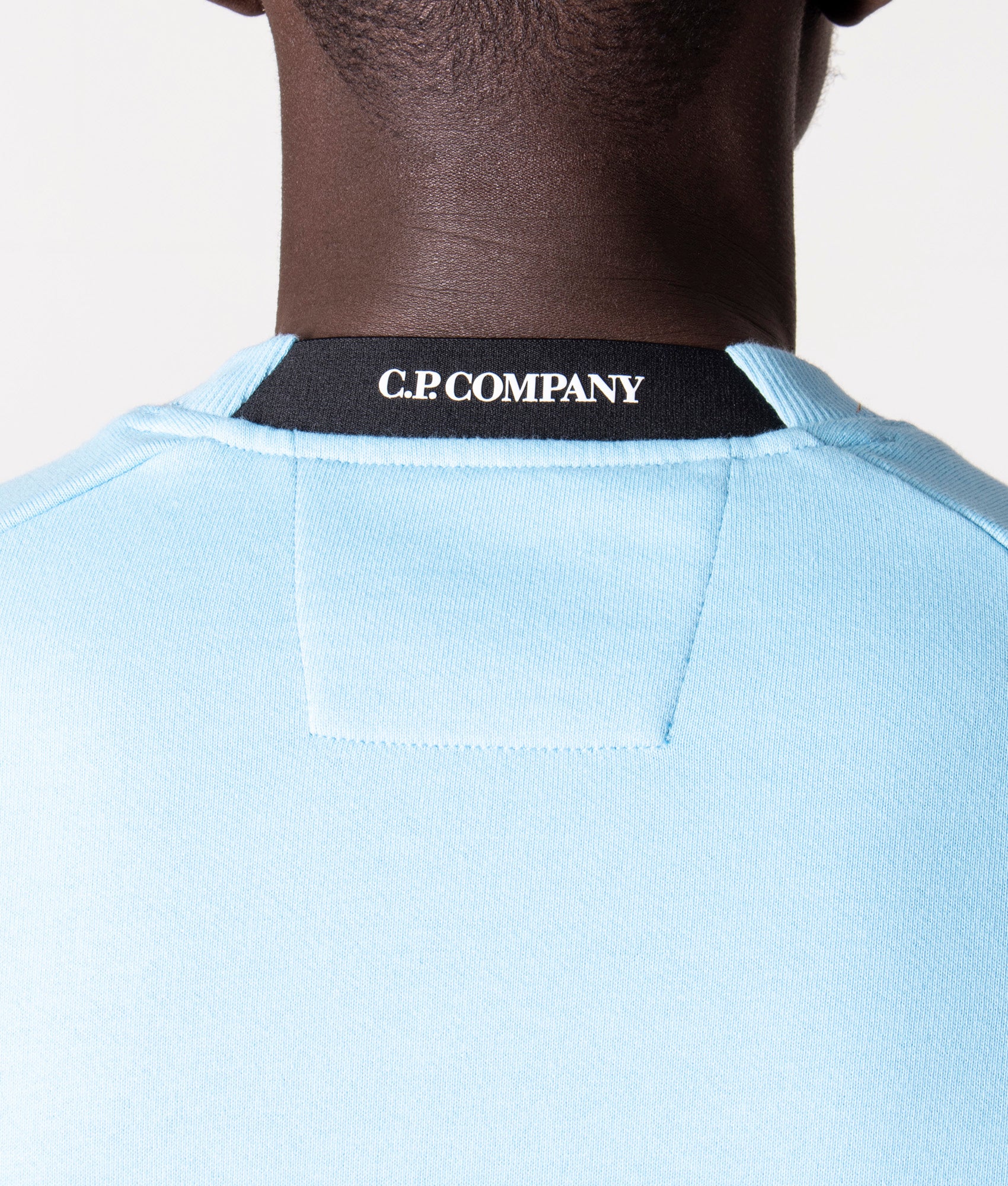 Diagonal-Raised-Fleece-Sweatshirt-Sky-Blue-CP-Company-EQVVS