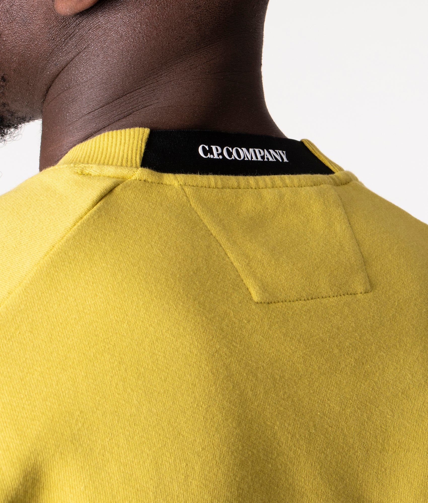 Diagonal-Raised-Fleece-Sweatshirt-Golden-Palm-CP-Company-EQVVS