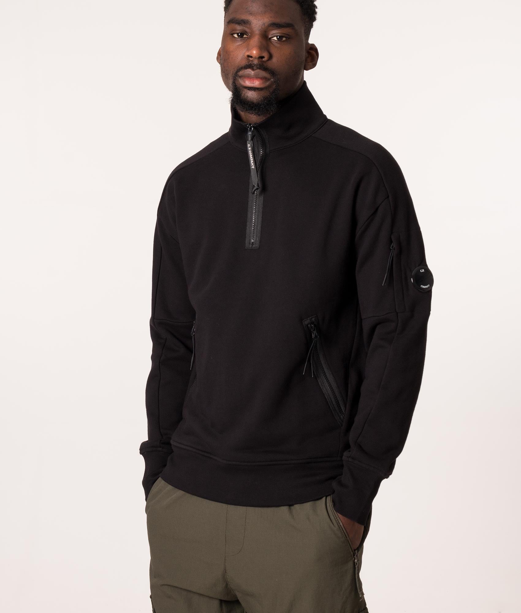Quarter-Zip-Diagonal-Raised-Fleece-Sweatshirt-Black-C.P.-Company-EQVVS
