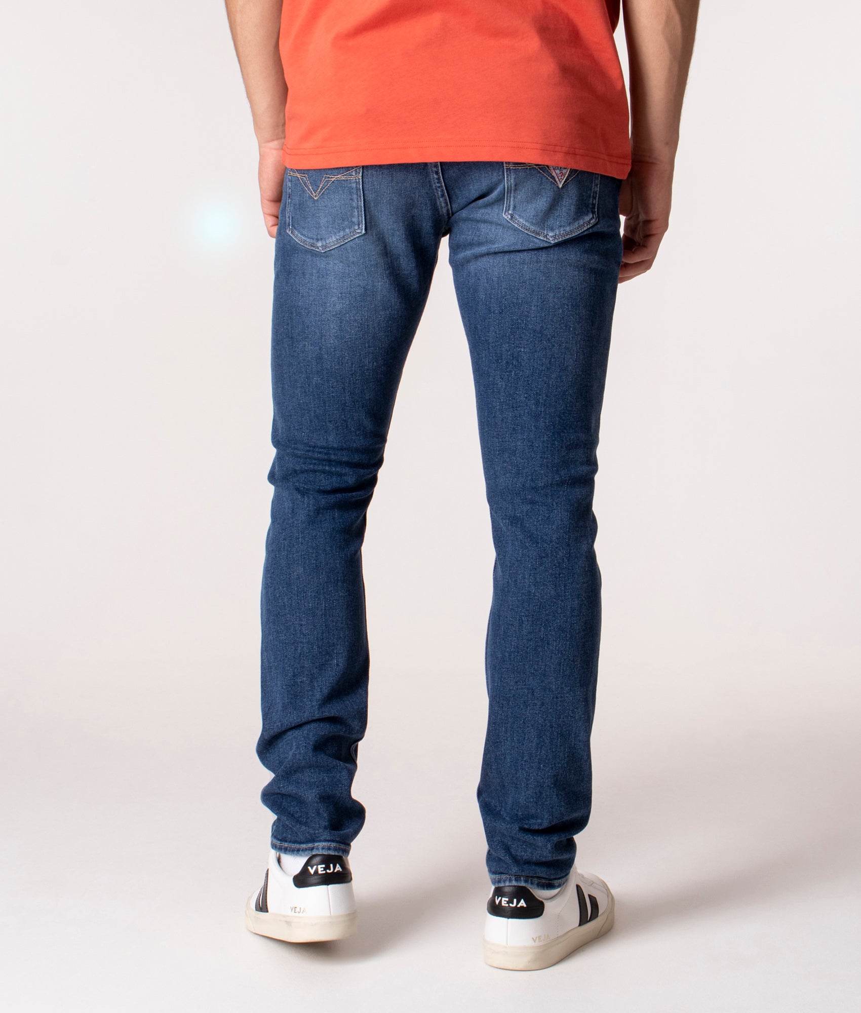 Skinny-Fit-Chris-Jeans-Carry-Mid-GUESS-EQVVS