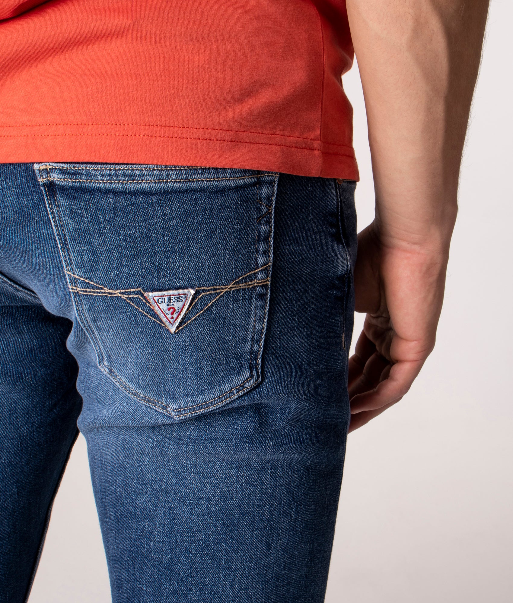 Skinny-Fit-Chris-Jeans-Carry-Mid-GUESS-EQVVS