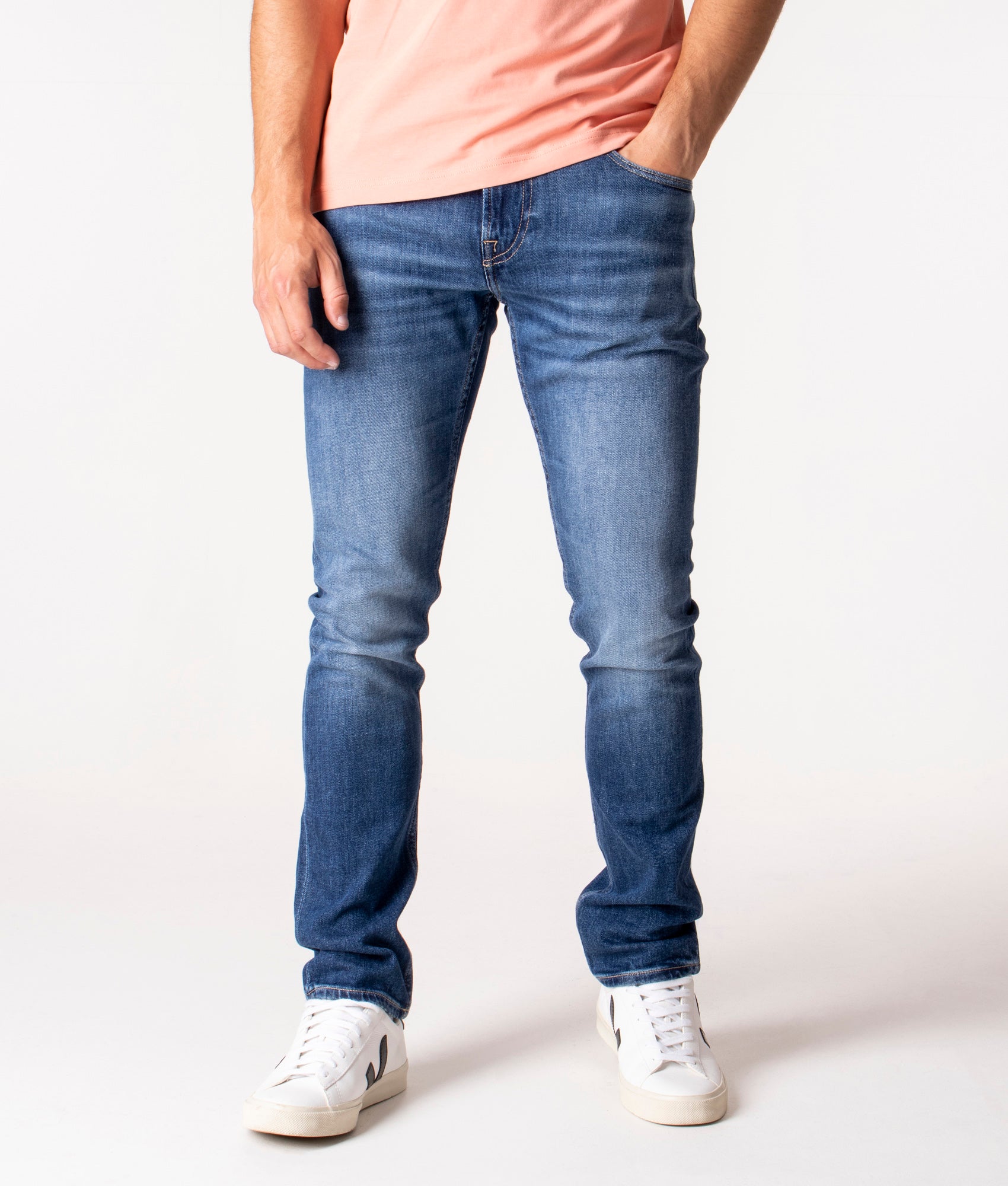 Skinny-Fit-Miami-Jeans-Carry-Mid-GUESS-EQVVS