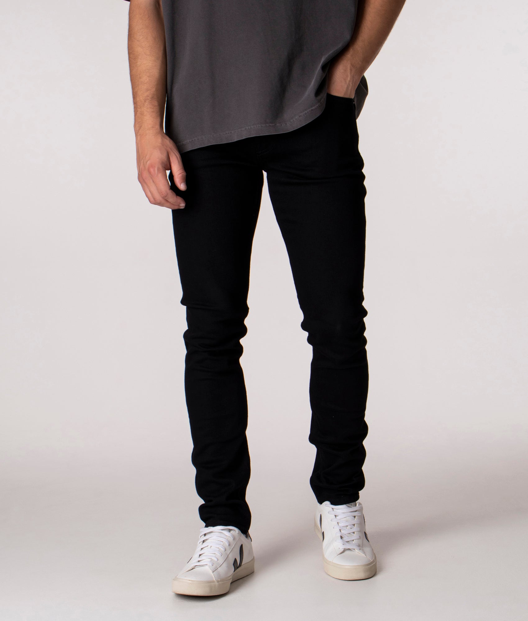 Super-Skinny-Fit-Chris-Jeans -Carry-Black-GUESS-EQVVS