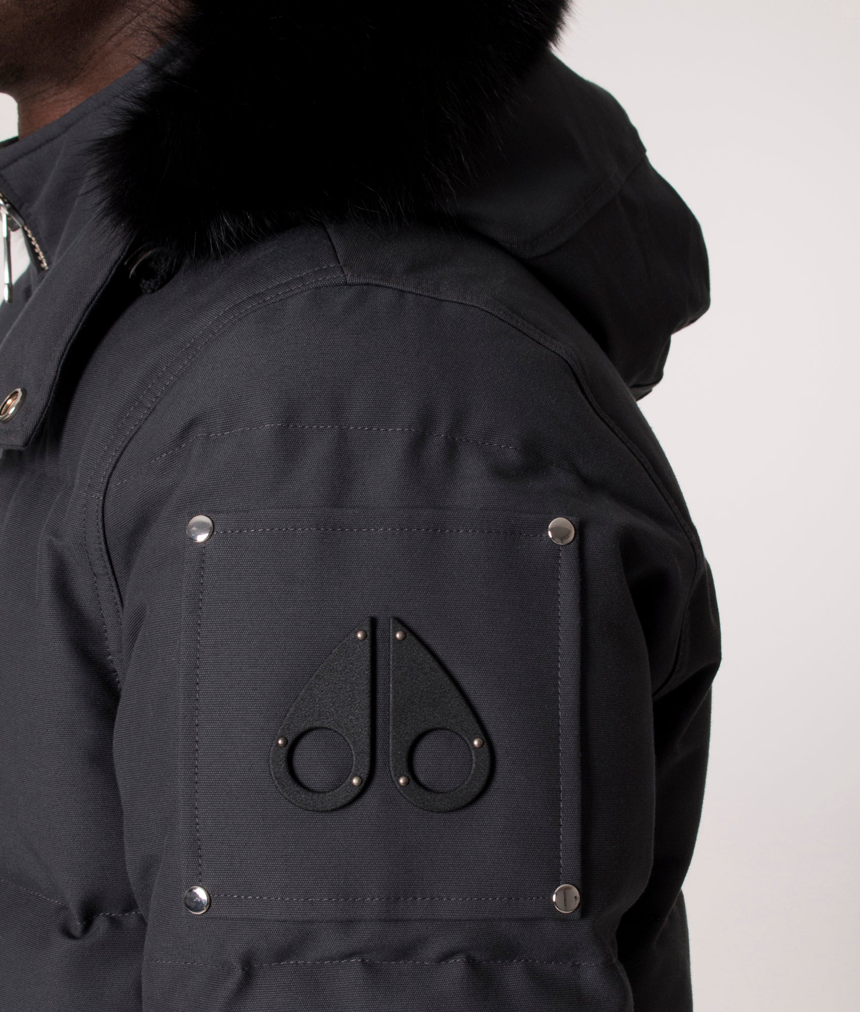 Slim-Fit-OriGinal-3Q-Jacket-Granite-W/Blk-Moose-Knuckles-EQVVS