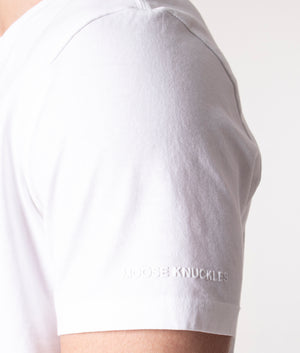 ★送料関税込★MOOSE KNUCKLES AUGUSTINE コットンTシャツ Moose Knuckles Augustine White T-Shirt – Puffer Reds