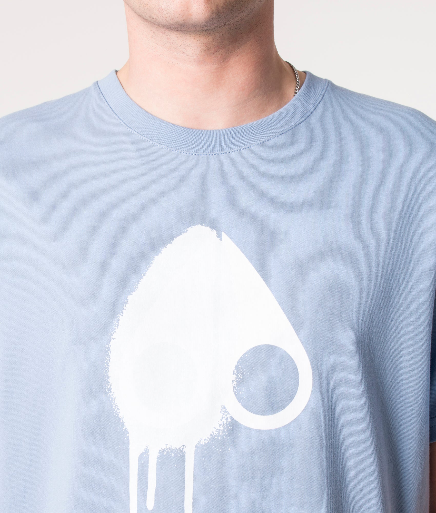 Augustine-T-Shirt-Windy-Blue-Moose-Knuckles-EQVVS