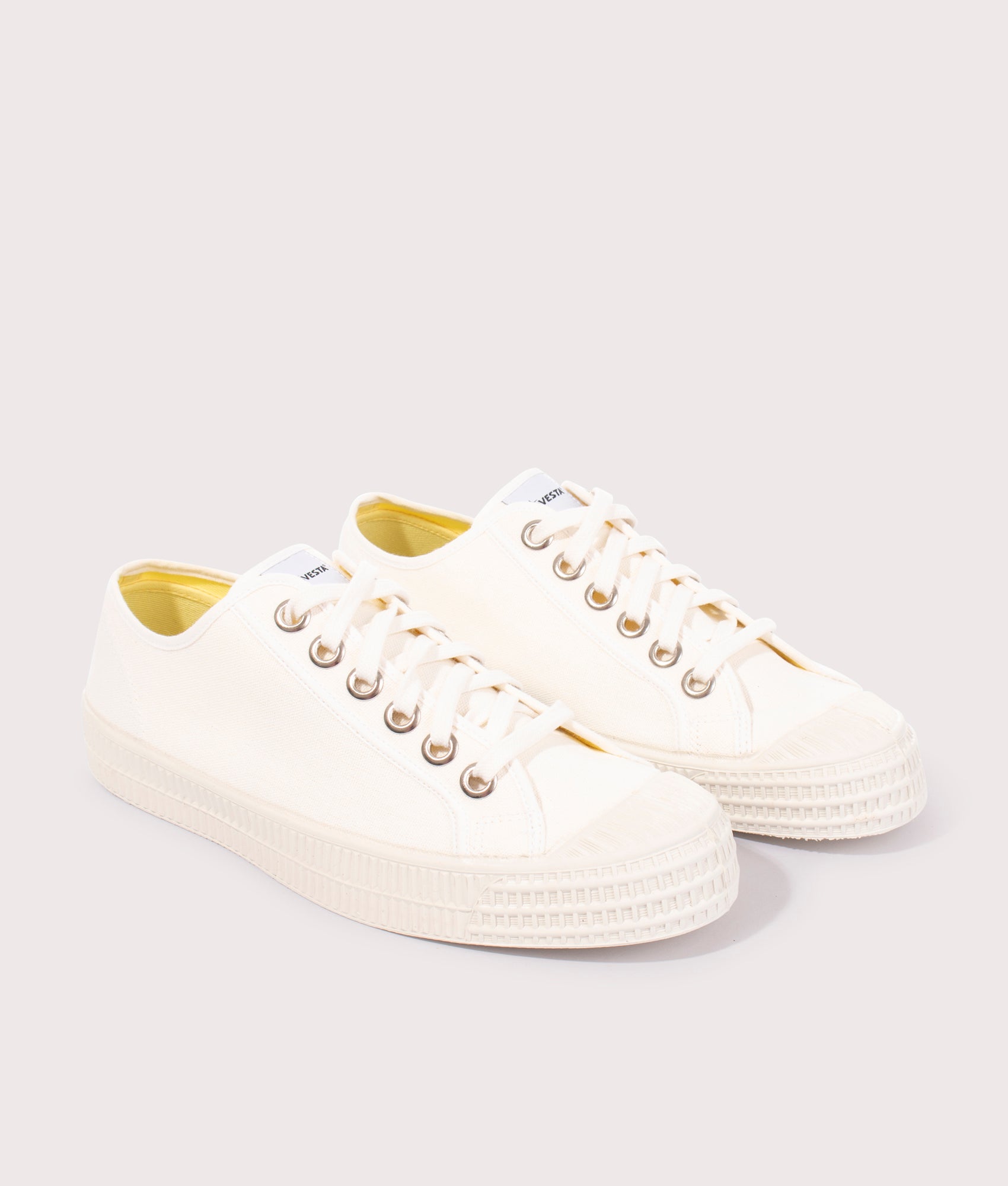 Star-Master-White-Novesta-EQVVS