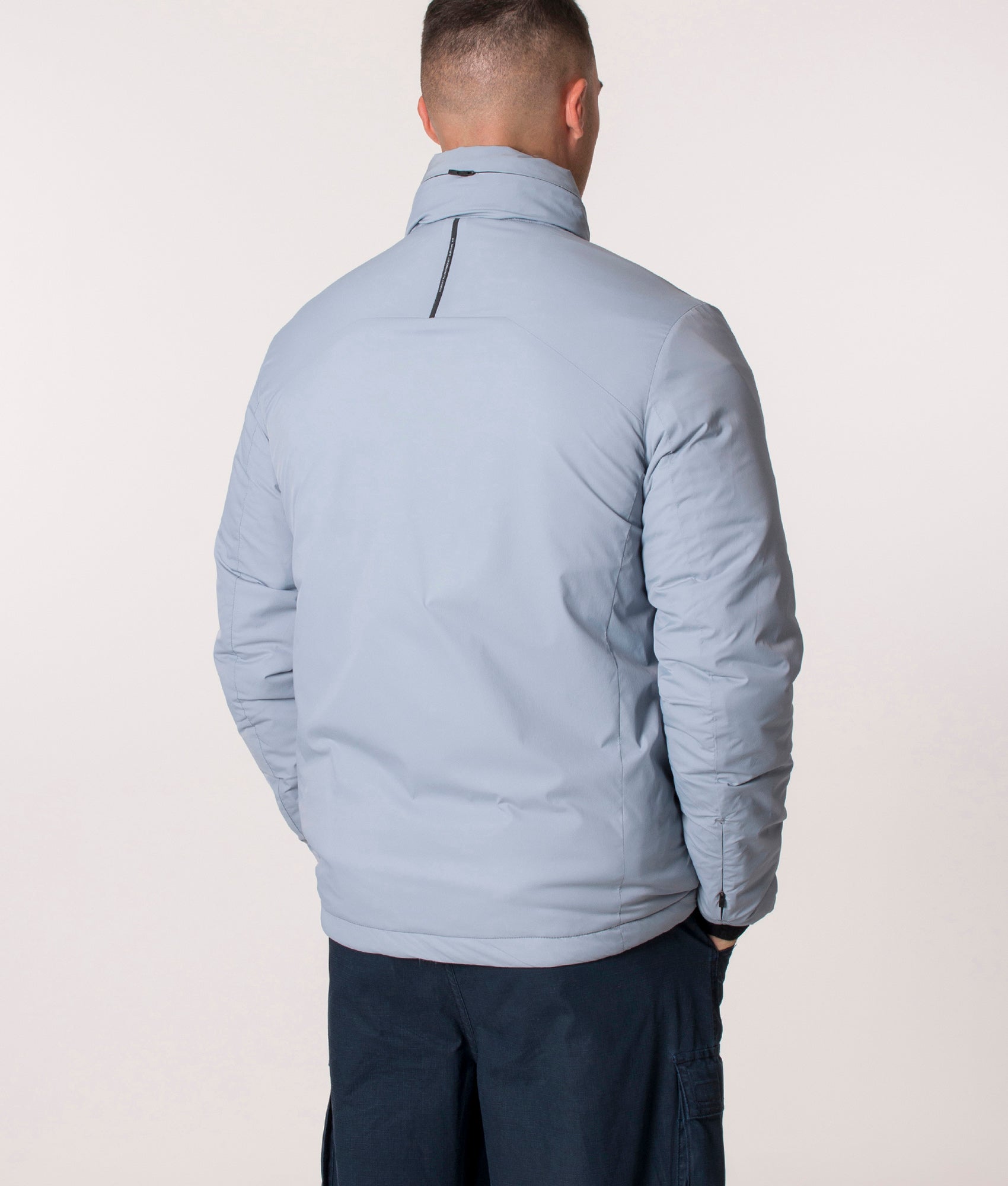 KRAKATAU NM39 PENROSE Insulated Jacket in Light Blue. EQVVS. Model, reverse. 