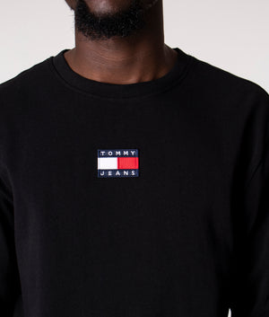 Long-Sleeve-Badge-T-Shirt-Black-Tommy-Jeans-EQVVS