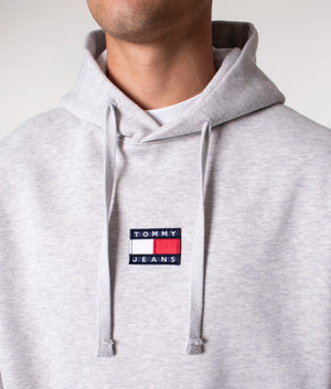 Badge-Fleece-Hoodie-Grey-Tommy-Jeans-EQVVS