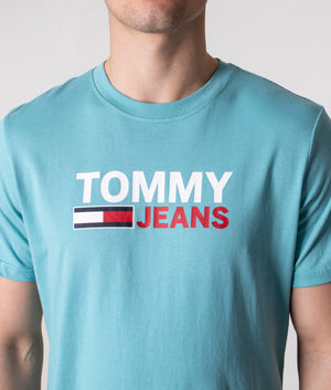 Corp-Logo-T-Shirt-Crest-Tommy-Jeans-EQVVS