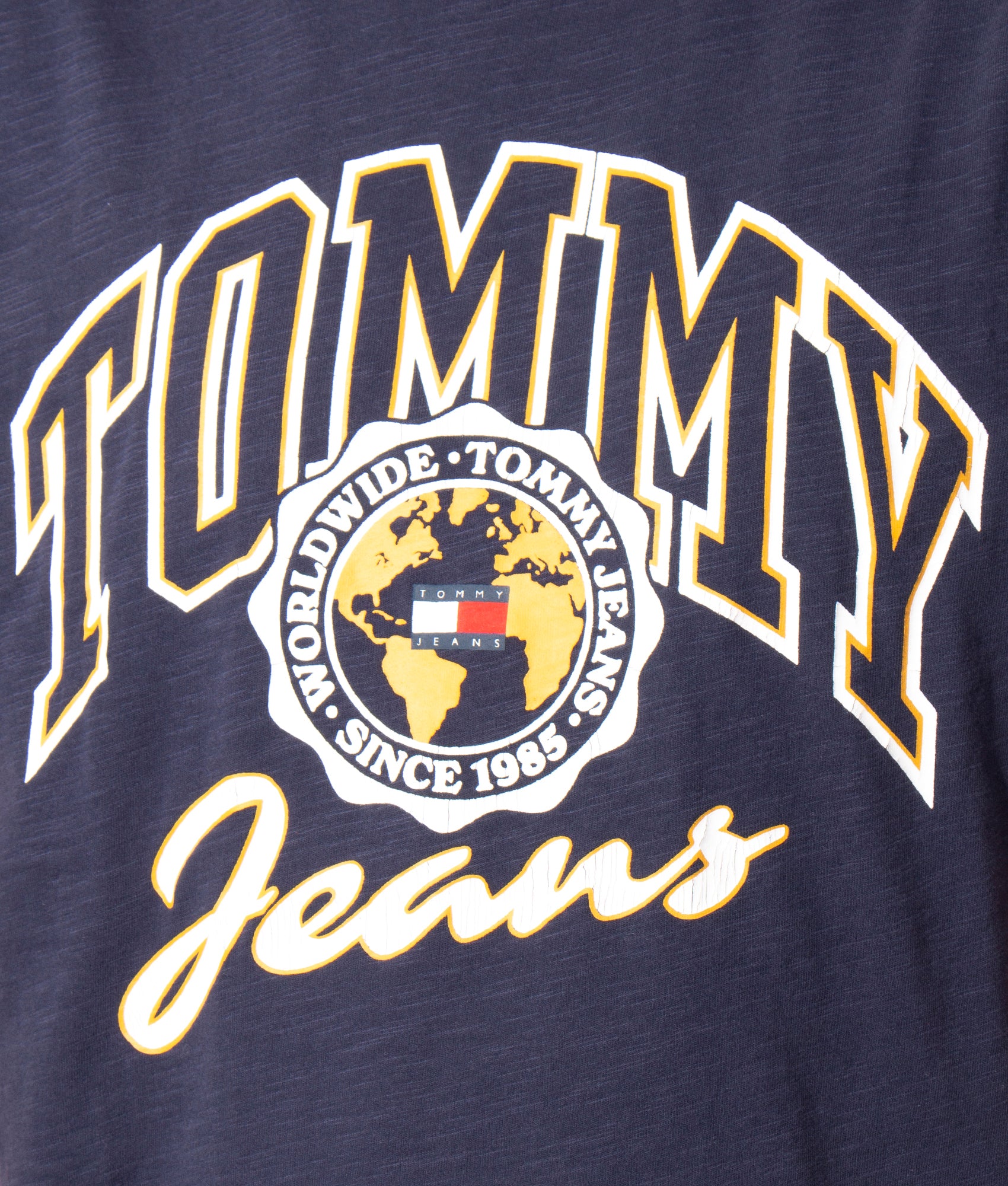 Bold-College-Graphic-Short-Sleeve-T-Shirt-Twilight-Navy-Tommy-Jeans-EQVVS