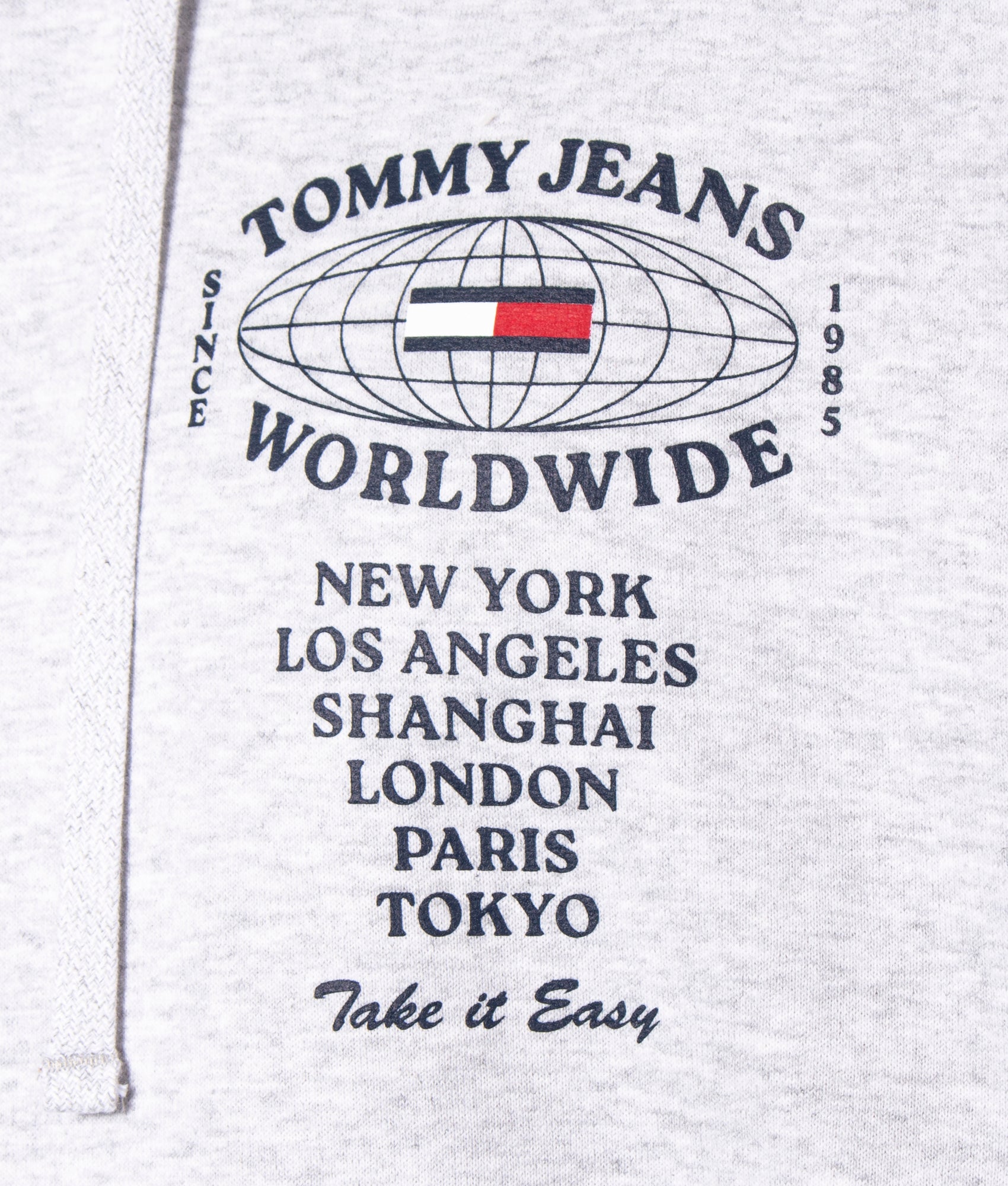 Modern-Essential-Logo-Hoodie-Silver-Grey-Heather-Tommy-Jeans-EQVVS