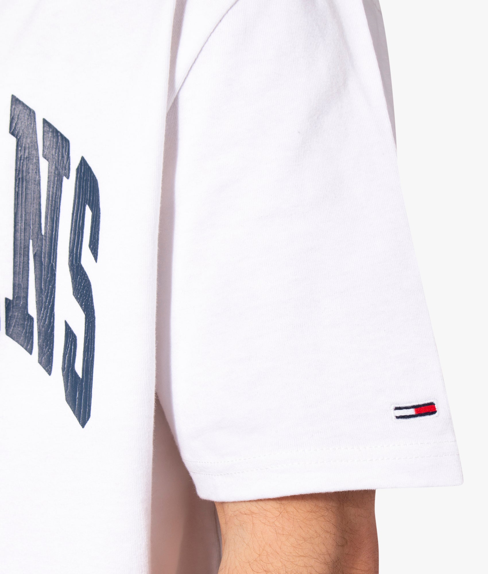Tommy-Collegiate-Short-Sleeve-T-Shirt-White-Tommy-Jeans-EQVVS