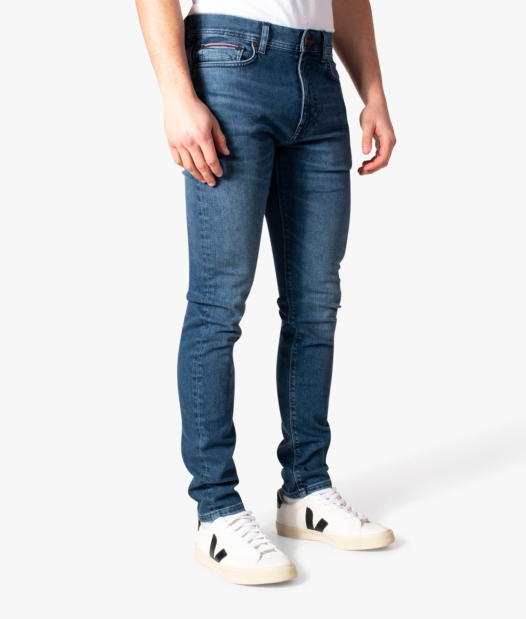 Bleecker-Slim-Fit-Faded-Jeans-Cedar-Indigo-Tommy-Hilfiger-EQVVS