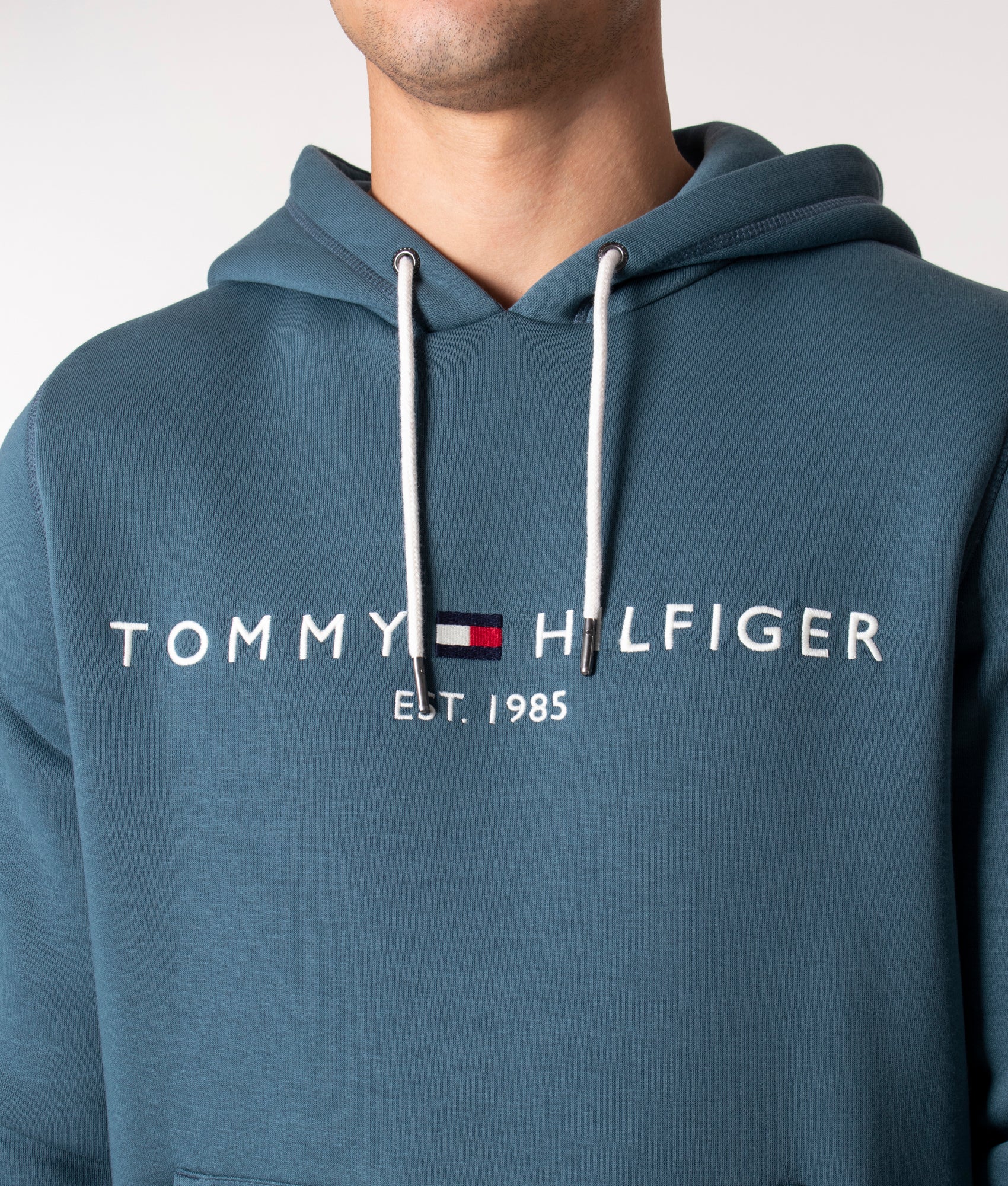 Logo-Fleece-Hoodie-Murcury-Marine-Tommy-Hilfiger-EQVVS