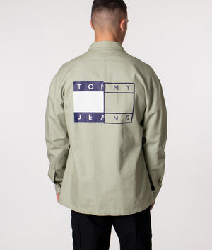 Relaxed-Fit-Twisted-Flag-Logo-Overshirt-Faded-Willow-Tommy-Jeans-EQVVS