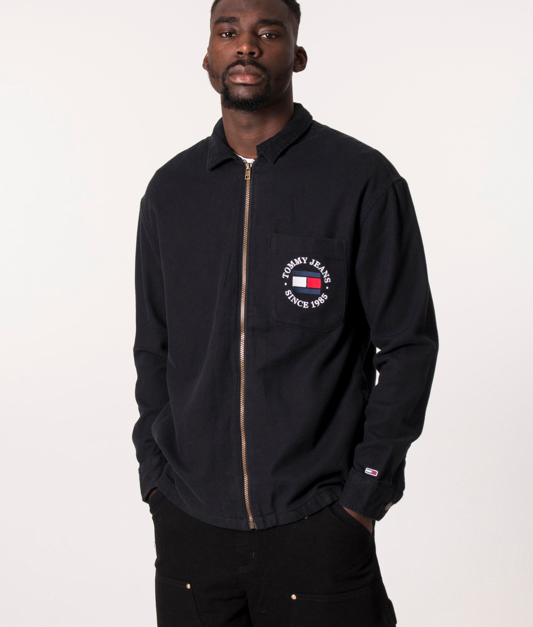 Zip-Through-Timeless-Tommy-Overshirt-Black-Tommy-Jeans-EQVVS