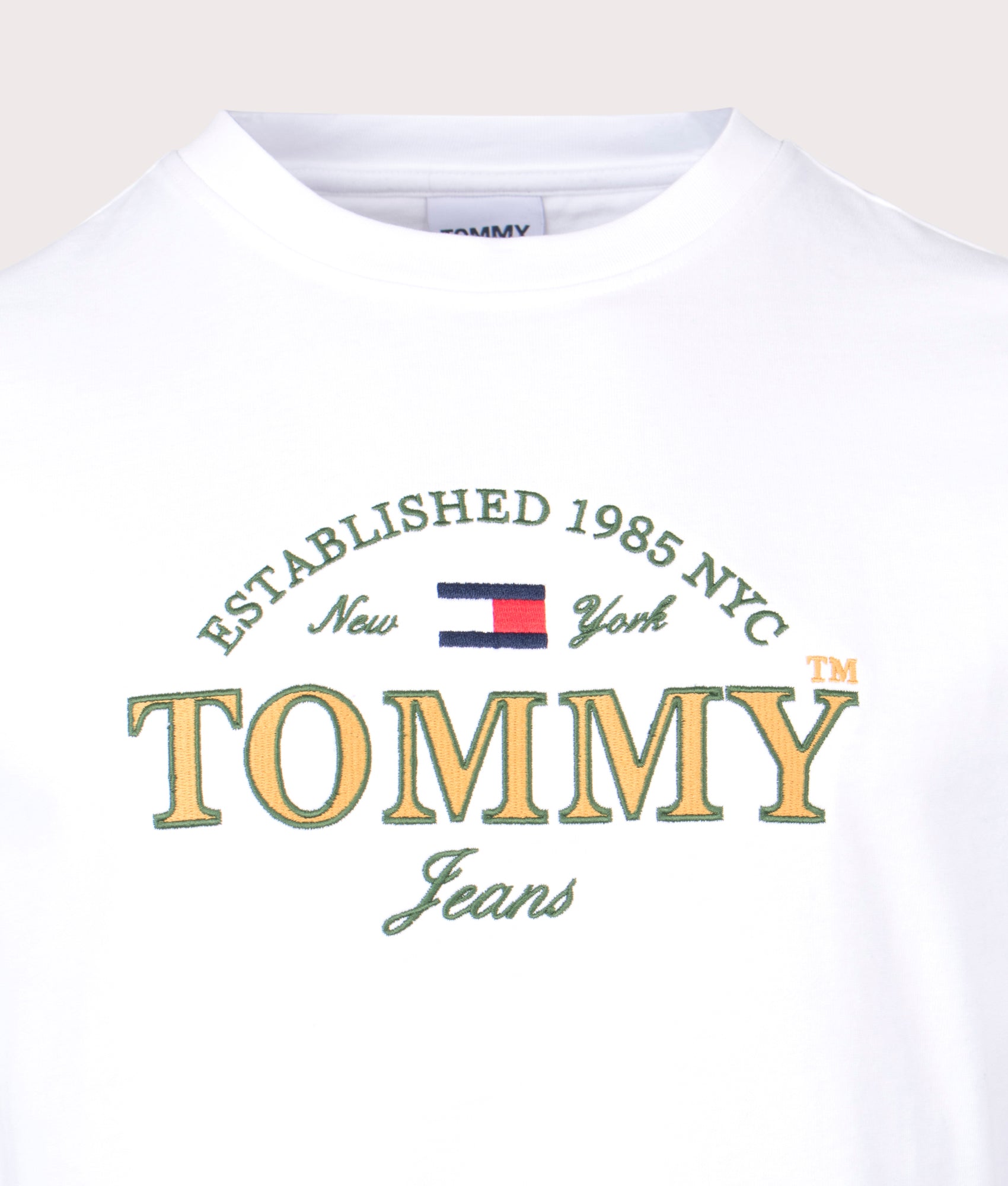 Relaxed-Fit-Modern-Prep-Logo-T-Shirt-White-Tommy-Jeans-EQVVS