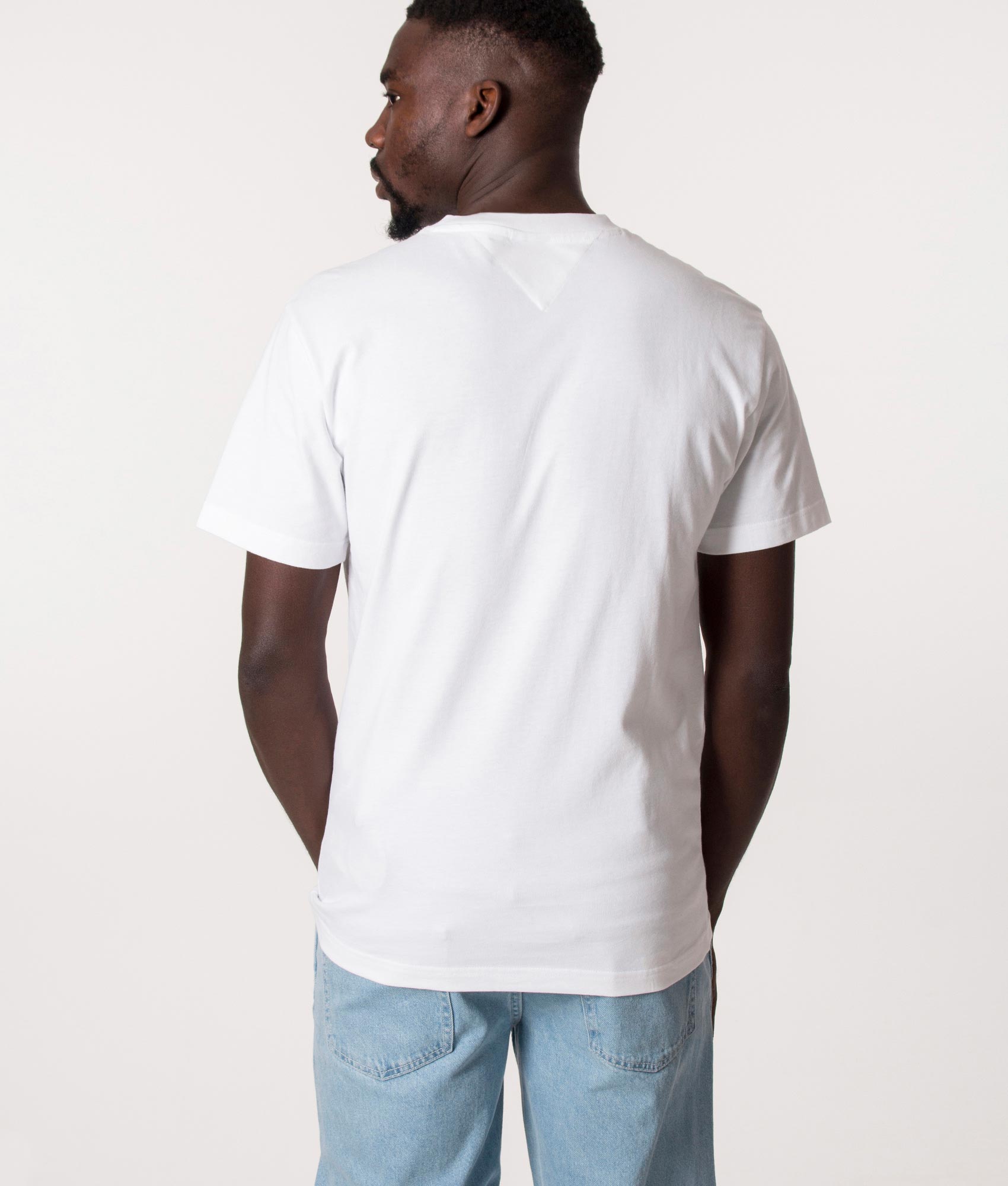 Classic-Timeless-Tommy-T-Shirt-White-Tommy-Jeans-EQVVS