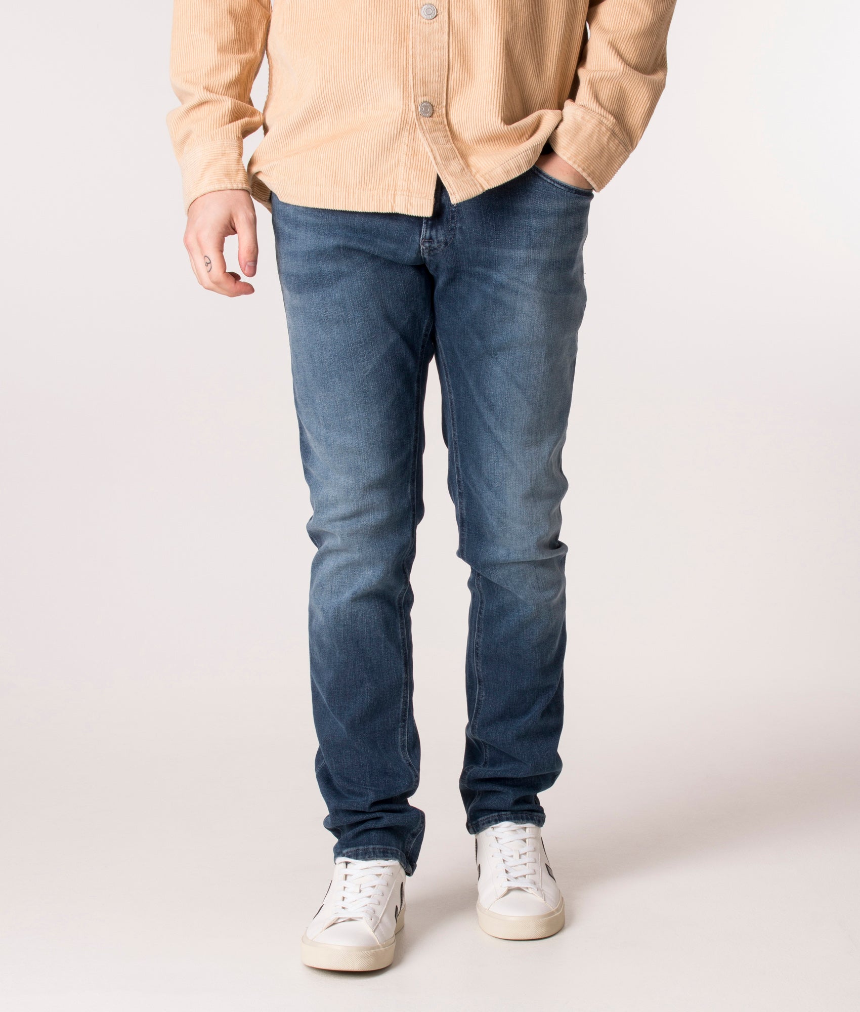 Slim-Fit-Scanton-Jeans-Denim-Black-Tommy-Jeans-EQVVS